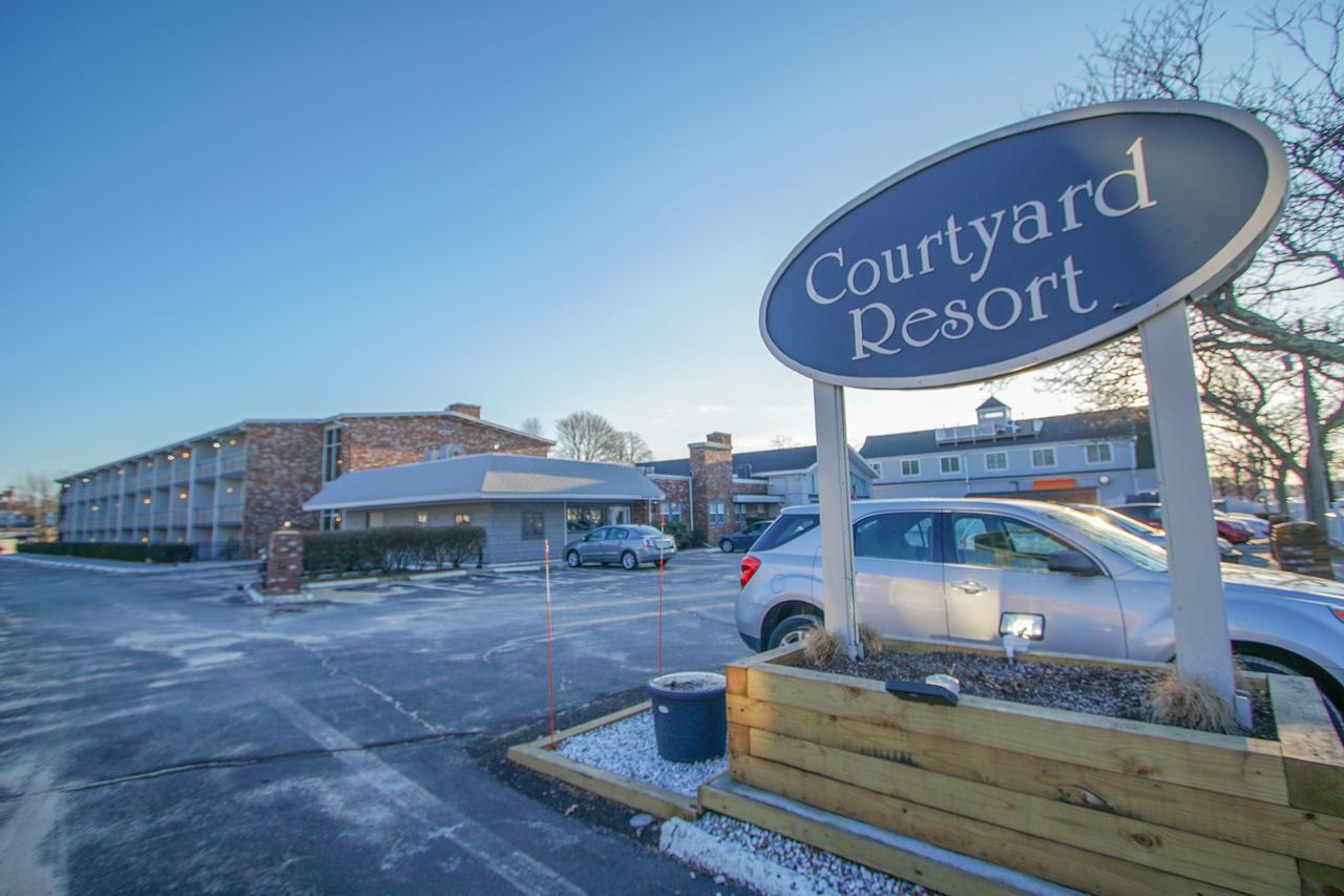 Courtyard Aparthotel 2*